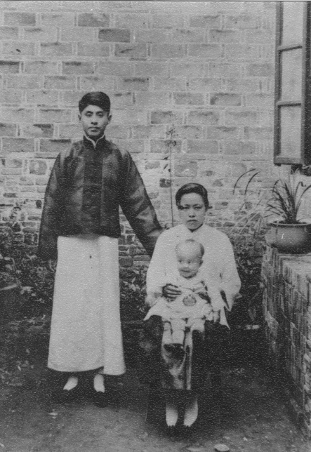 杨(yáng)振(zhèn)宁(níng)先(xiān)生(shēng)生(shēng)平(píng)